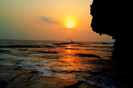 Urbania on rent Pune to Harihareshwar